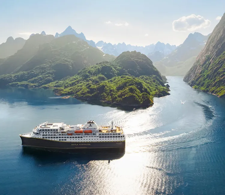 Havila Voyages Cruise Casino image 2